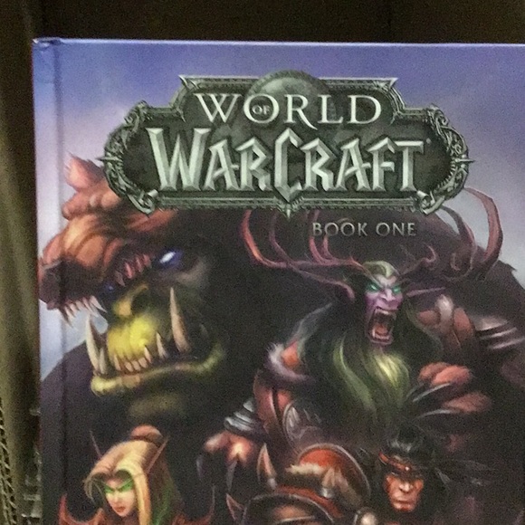 World of WarCraft Book One - Picture 2 of 4
